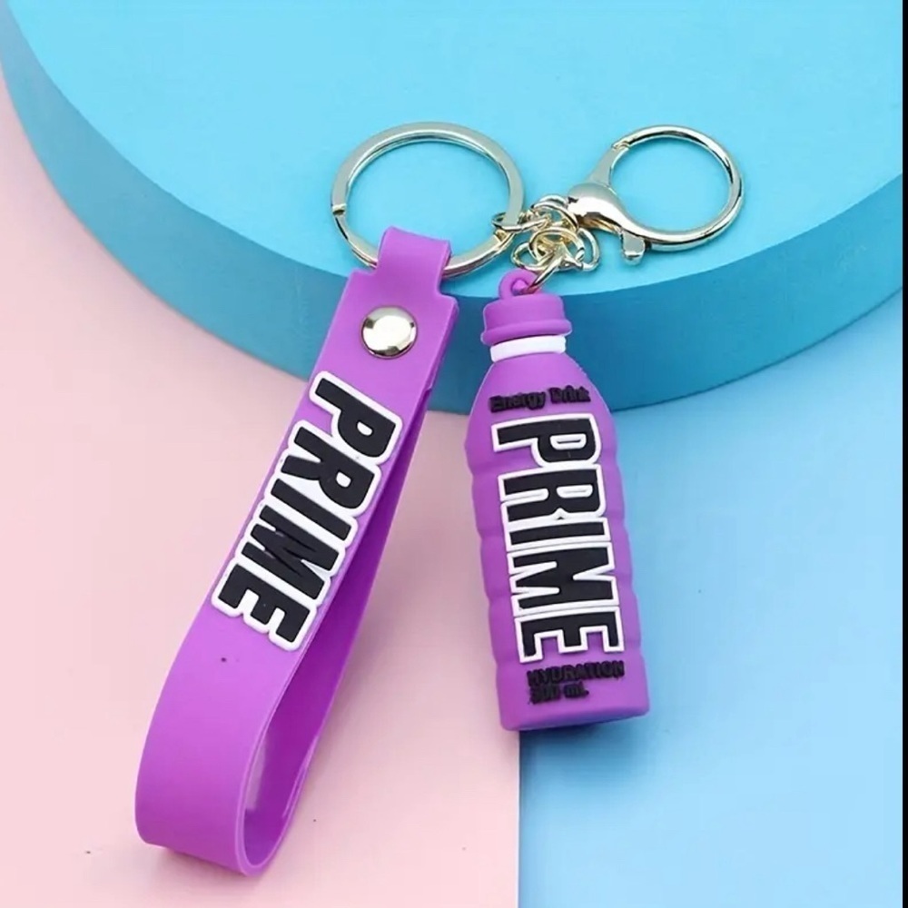 🎁 2 Prime Bottle Key Chains  - Purple/Pink